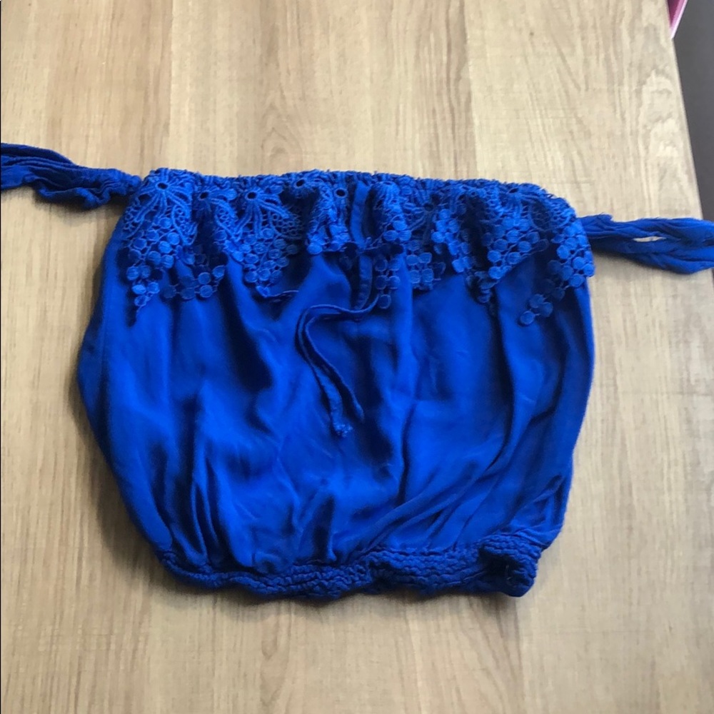 Blue crop top